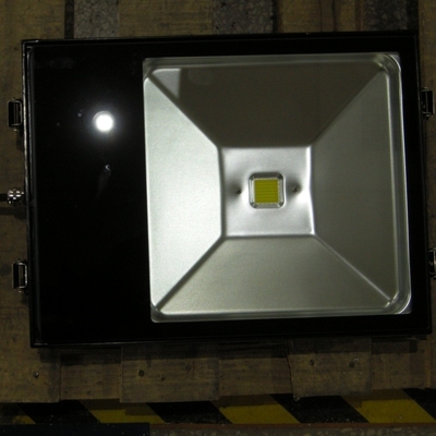 Thiết kế cổ điển đèn chiếu sáng cao năng lượng COB LED 70W 140W IP66 cho xưởng hoặc kho