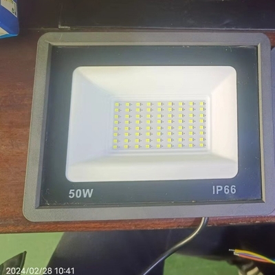 10w đến 200w 3 năm bảo hành thiết kế đơn giản chống nước đèn LED Spot cho sân vườn hoặc công viên