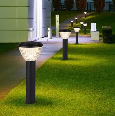 Chiếu sáng cảnh quan bằng năng lượng mặt trời với pin bên trong cho sân, vườn và công viên