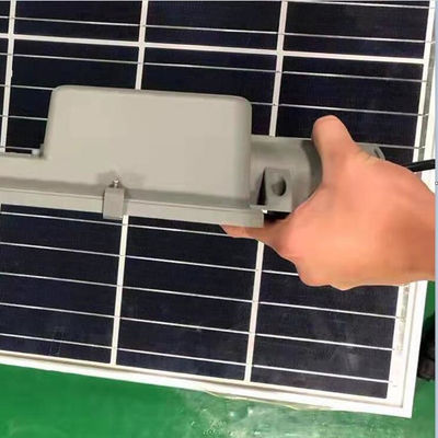 Công suất cao 500W Tất cả trong hai đèn đường năng lượng mặt trời với vỏ nhôm cho đường cao tốc