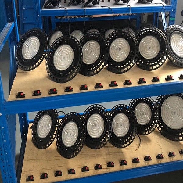 Ip66 240w Beam Angle 60 ° 90 ° 120 ° Đèn Led High Bay cho không gian công nghiệp
